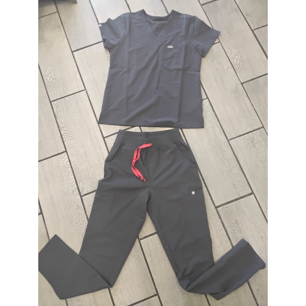 FIGS Technical Collection Scrub Set Charcoal Gray Casma Top S Zamora Pants XS
